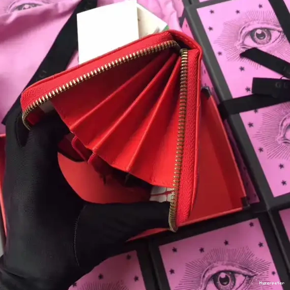 Hyper Peter Marmont Gucci Wallet GG 0501
